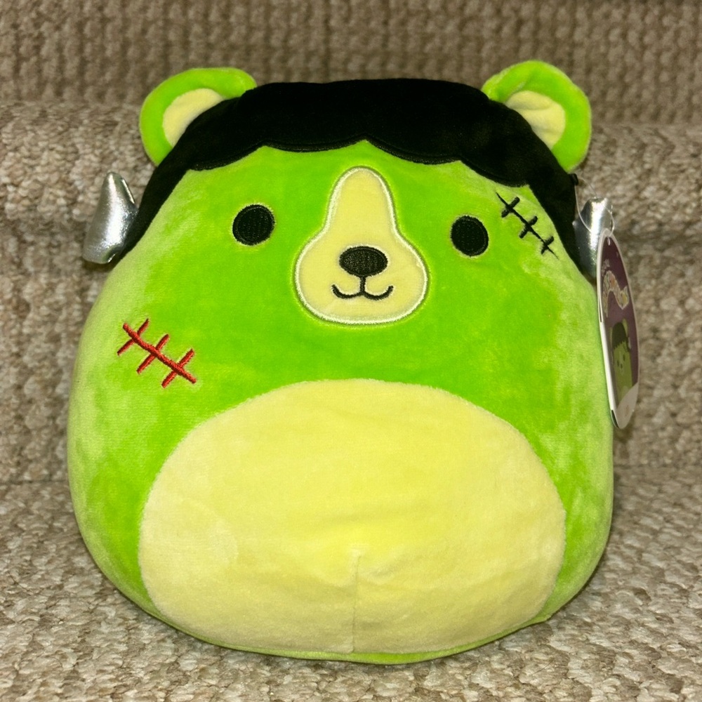 8 Inch Len Limited Halloween edition squishmallow